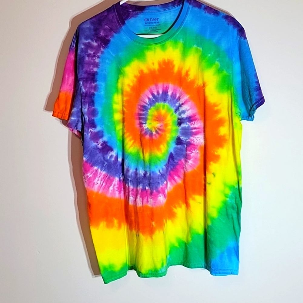 Gildan nautilus tie dye shirt size XL